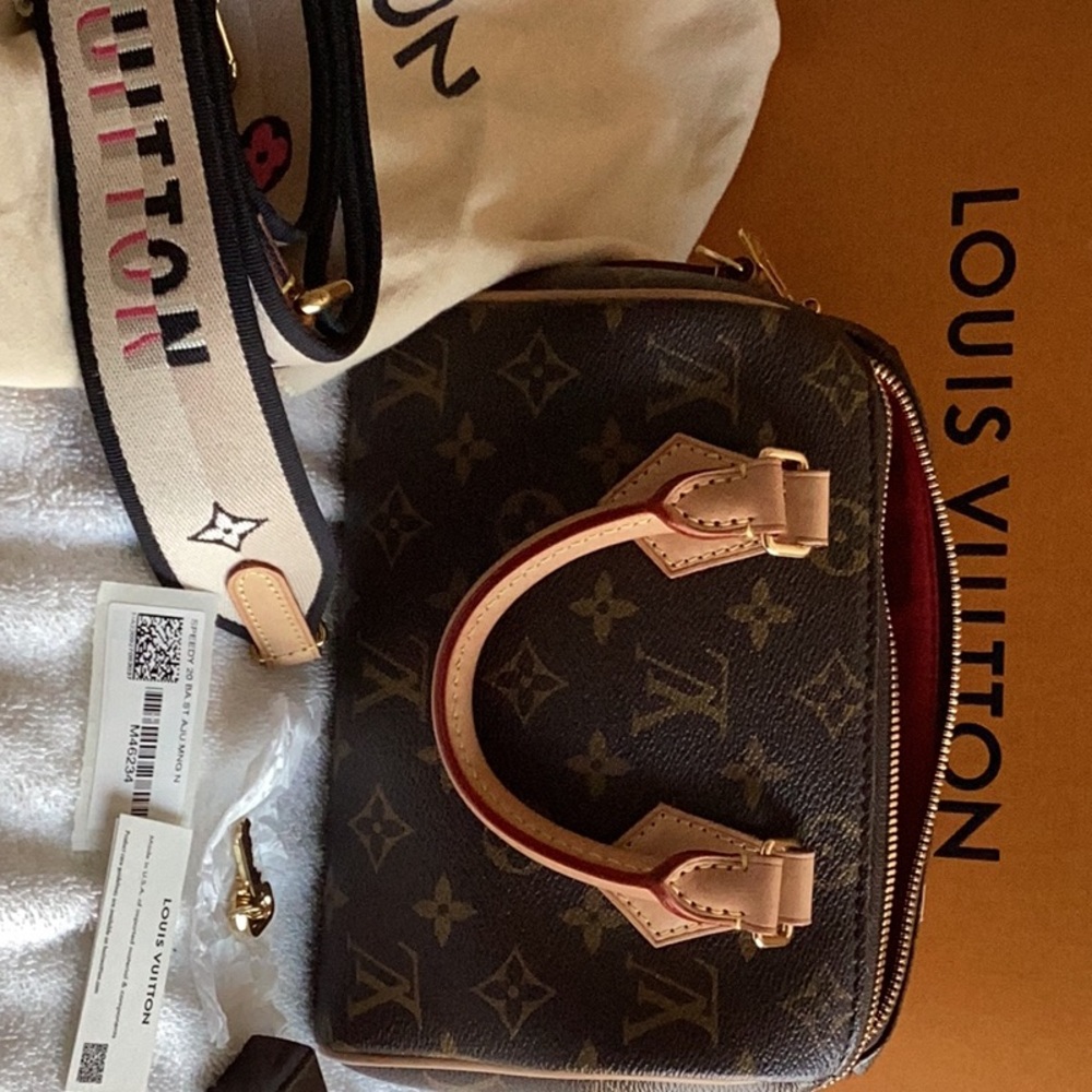 Authentic Louis Vuitton speedy 20 bag
